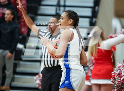 Thumbnail 3 in Fishers vs Hamilton Southeastern (IHSAA 4A Sectional Championship) photogallery.