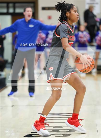 Thumbnail 2 in Fishers vs Hamilton Southeastern (IHSAA 4A Sectional Championship) photogallery.