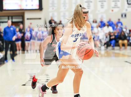 Thumbnail 1 in Fishers vs Hamilton Southeastern (IHSAA 4A Sectional Championship) photogallery.