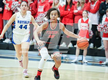 Thumbnail 3 in Fishers vs Hamilton Southeastern (IHSAA 4A Sectional Championship) photogallery.