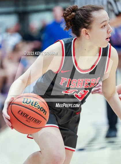 Thumbnail 1 in Fishers vs Hamilton Southeastern (IHSAA 4A Sectional Championship) photogallery.