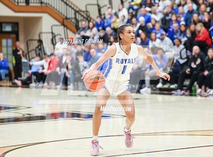 Thumbnail 3 in Fishers vs Hamilton Southeastern (IHSAA 4A Sectional Championship) photogallery.