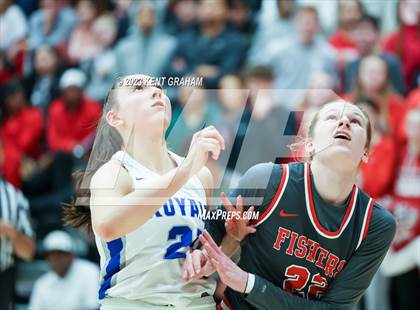 Thumbnail 2 in Fishers vs Hamilton Southeastern (IHSAA 4A Sectional Championship) photogallery.