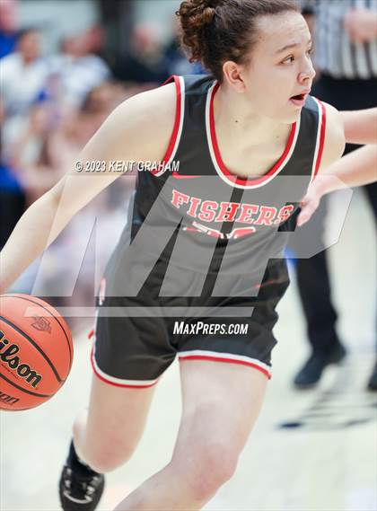 Thumbnail 3 in Fishers vs Hamilton Southeastern (IHSAA 4A Sectional Championship) photogallery.