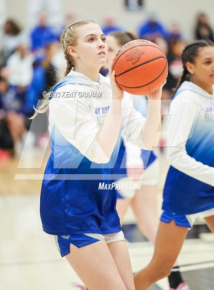 Thumbnail 3 in Fishers vs Hamilton Southeastern (IHSAA 4A Sectional Championship) photogallery.