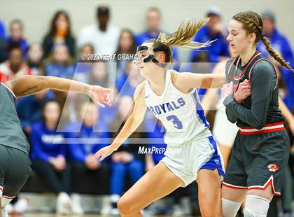 Thumbnail 2 in Fishers vs Hamilton Southeastern (IHSAA 4A Sectional Championship) photogallery.