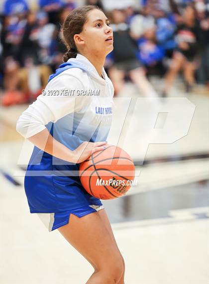 Thumbnail 1 in Fishers vs Hamilton Southeastern (IHSAA 4A Sectional Championship) photogallery.
