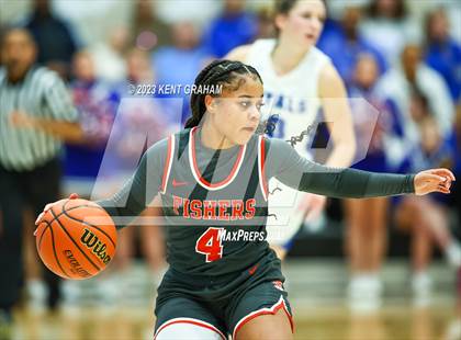 Thumbnail 2 in Fishers vs Hamilton Southeastern (IHSAA 4A Sectional Championship) photogallery.