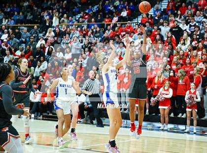 Thumbnail 2 in Fishers vs Hamilton Southeastern (IHSAA 4A Sectional Championship) photogallery.