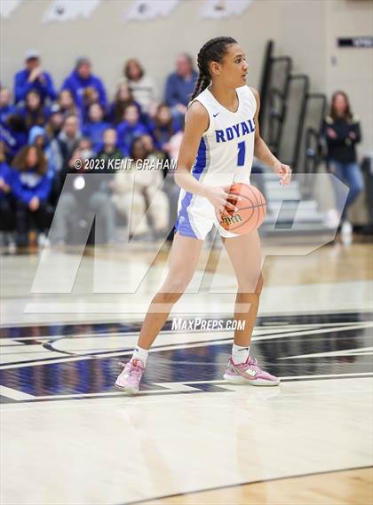 Thumbnail 2 in Fishers vs Hamilton Southeastern (IHSAA 4A Sectional Championship) photogallery.