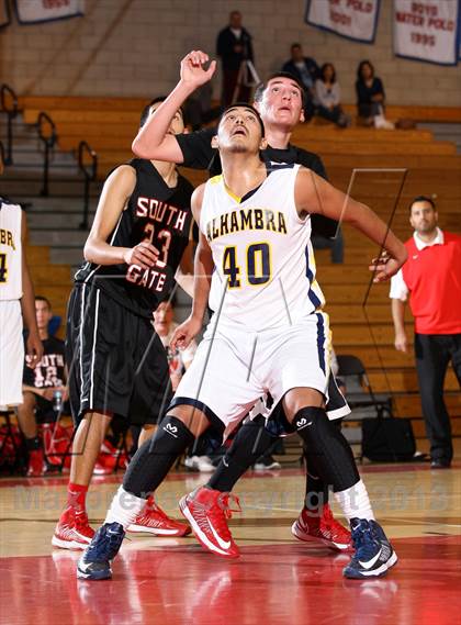 Thumbnail 1 in South Gate vs. Alhambra (Whittier Holiday Invitational) photogallery.