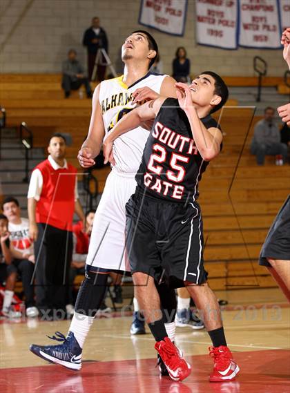 Thumbnail 1 in South Gate vs. Alhambra (Whittier Holiday Invitational) photogallery.
