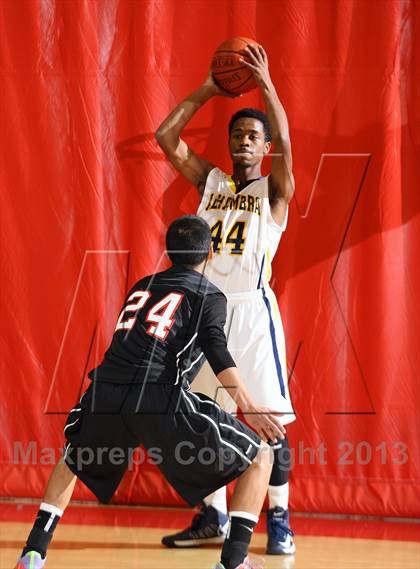 Thumbnail 1 in South Gate vs. Alhambra (Whittier Holiday Invitational) photogallery.