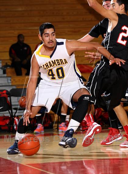 Thumbnail 1 in South Gate vs. Alhambra (Whittier Holiday Invitational) photogallery.