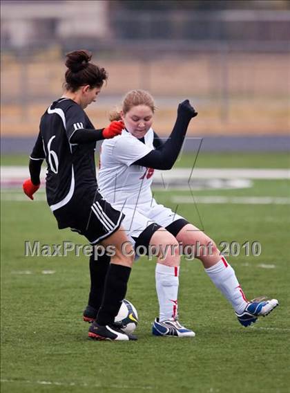 Thumbnail 2 in Dobie vs Dawson (Pearland ISD Soccer Shootout) photogallery.