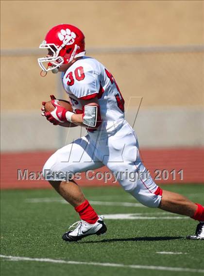 Thumbnail 1 in St. Mary's vs. Christian Brothers (Battle at the Capital) photogallery.