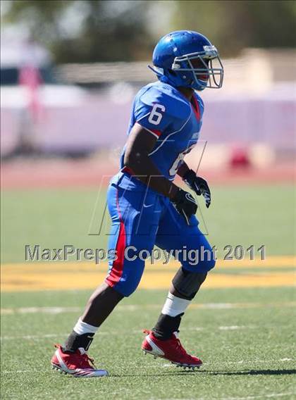 Thumbnail 1 in St. Mary's vs. Christian Brothers (Battle at the Capital) photogallery.
