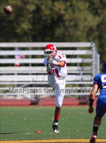 Thumbnail 2 in St. Mary's vs. Christian Brothers (Battle at the Capital) photogallery.