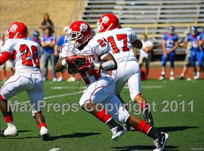 Thumbnail 3 in St. Mary's vs. Christian Brothers (Battle at the Capital) photogallery.