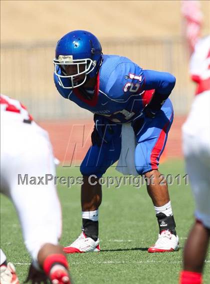 Thumbnail 1 in St. Mary's vs. Christian Brothers (Battle at the Capital) photogallery.
