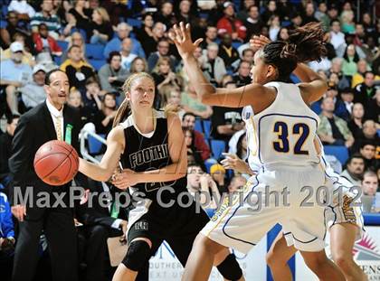 Thumbnail 2 in JW North vs. Foothill (CIF D2 SoCal Regional Final) photogallery.