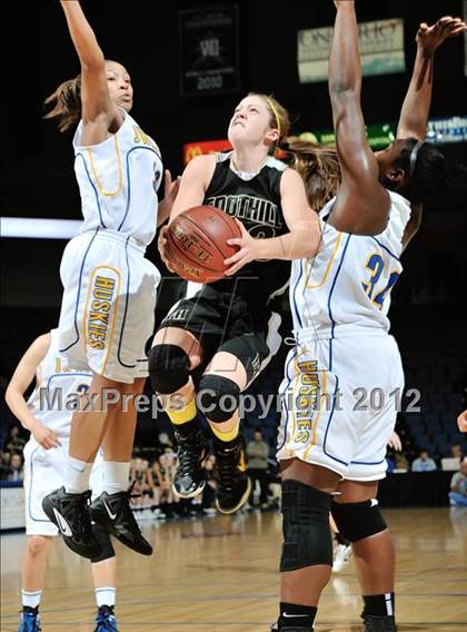 Thumbnail 3 in JW North vs. Foothill (CIF D2 SoCal Regional Final) photogallery.