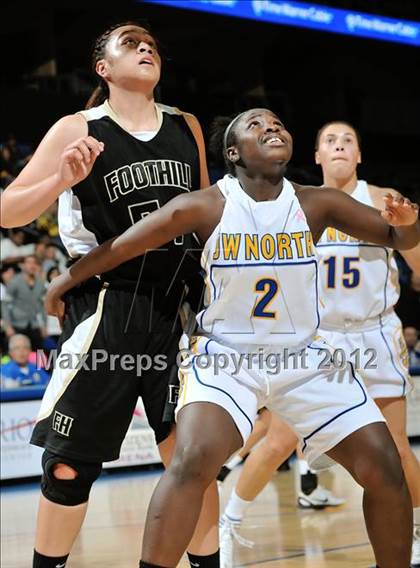 Thumbnail 3 in JW North vs. Foothill (CIF D2 SoCal Regional Final) photogallery.