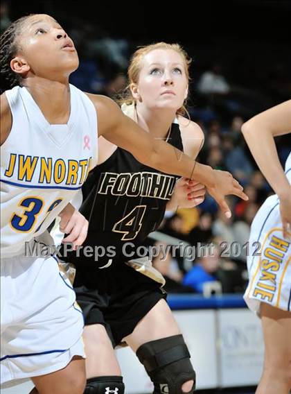 Thumbnail 3 in JW North vs. Foothill (CIF D2 SoCal Regional Final) photogallery.