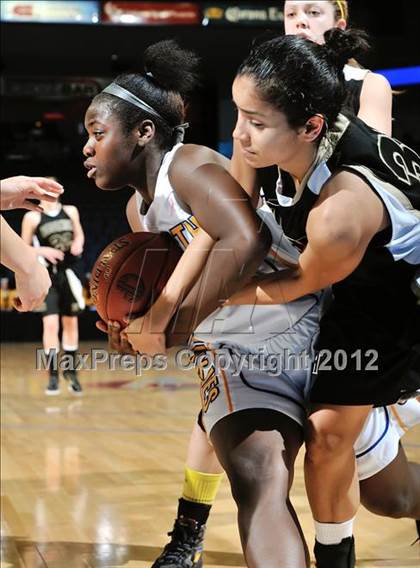 Thumbnail 1 in JW North vs. Foothill (CIF D2 SoCal Regional Final) photogallery.