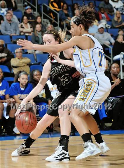 Thumbnail 2 in JW North vs. Foothill (CIF D2 SoCal Regional Final) photogallery.