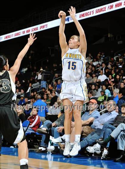 Thumbnail 3 in JW North vs. Foothill (CIF D2 SoCal Regional Final) photogallery.