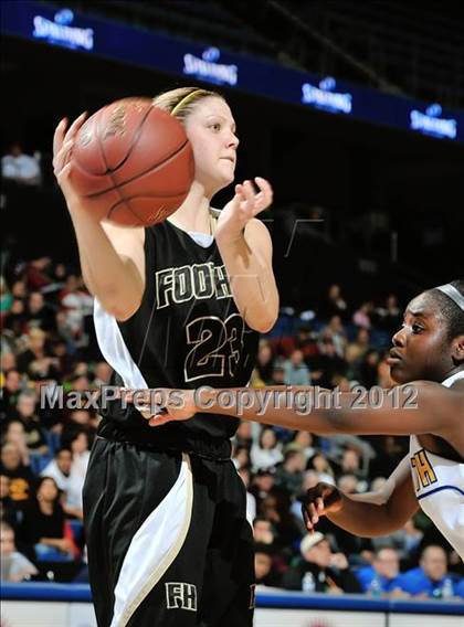 Thumbnail 1 in JW North vs. Foothill (CIF D2 SoCal Regional Final) photogallery.
