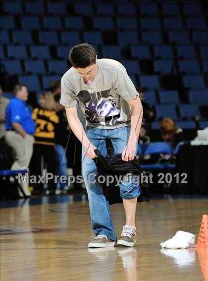 Thumbnail 2 in JW North vs. Foothill (CIF D2 SoCal Regional Final) photogallery.
