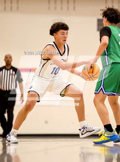 Thumbnail 3 in FR: Doherty @ Legend photogallery.