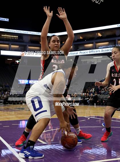 Thumbnail 3 in Oakland vs McFarland (CIF State D3 Final) photogallery.