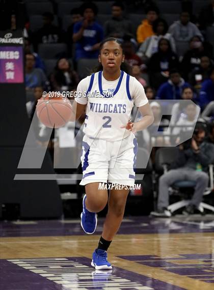 Thumbnail 2 in Oakland vs McFarland (CIF State D3 Final) photogallery.