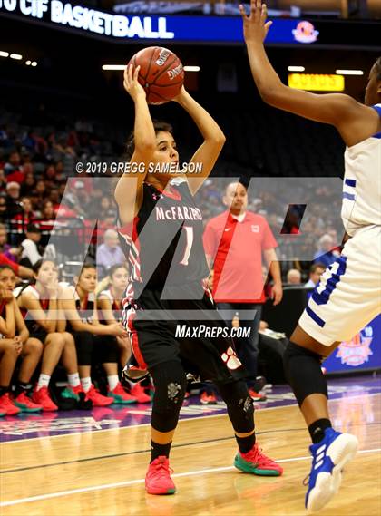Thumbnail 3 in Oakland vs McFarland (CIF State D3 Final) photogallery.