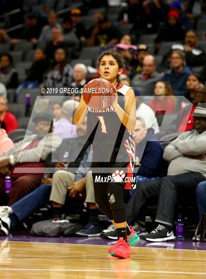 Thumbnail 3 in Oakland vs McFarland (CIF State D3 Final) photogallery.