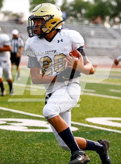 Thumbnail 3 in South El Monte vs. Baldwin Park photogallery.
