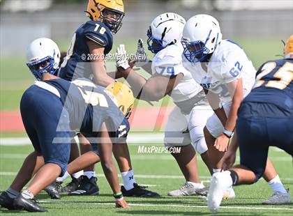Thumbnail 3 in Cypress Ranch vs Cypress Creek (B Teams) photogallery.