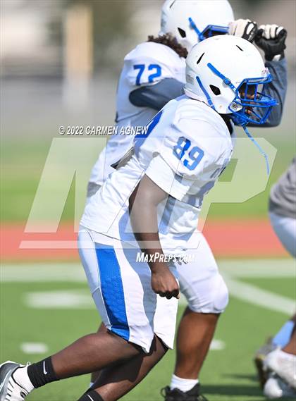 Thumbnail 3 in Cypress Ranch vs Cypress Creek (B Teams) photogallery.