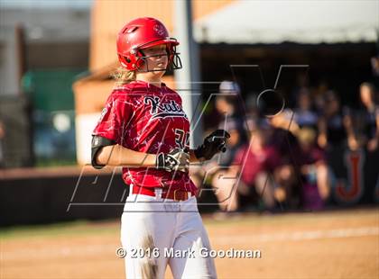 Thumbnail 3 in Katy vs Pearland (UIL 6A-Region 3 Final) photogallery.