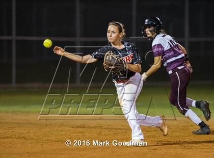 Thumbnail 2 in Katy vs Pearland (UIL 6A-Region 3 Final) photogallery.