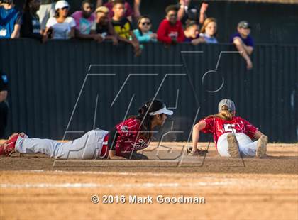 Thumbnail 3 in Katy vs Pearland (UIL 6A-Region 3 Final) photogallery.
