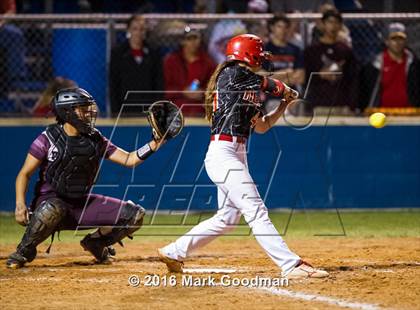 Thumbnail 2 in Katy vs Pearland (UIL 6A-Region 3 Final) photogallery.