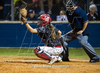 Thumbnail 2 in Katy vs Pearland (UIL 6A-Region 3 Final) photogallery.