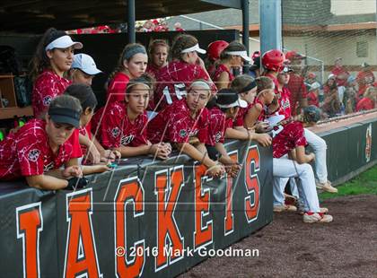 Thumbnail 3 in Katy vs Pearland (UIL 6A-Region 3 Final) photogallery.