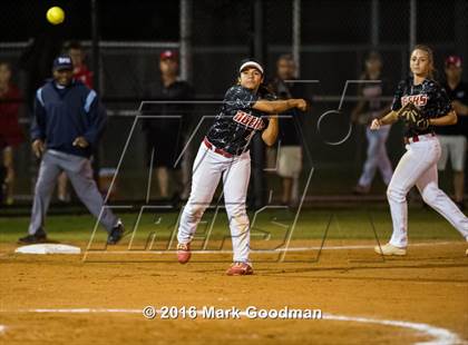 Thumbnail 2 in Katy vs Pearland (UIL 6A-Region 3 Final) photogallery.