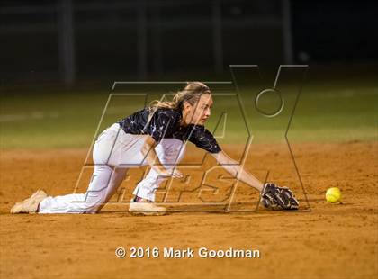 Thumbnail 1 in Katy vs Pearland (UIL 6A-Region 3 Final) photogallery.