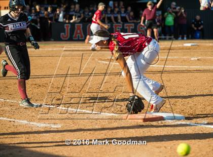 Thumbnail 1 in Katy vs Pearland (UIL 6A-Region 3 Final) photogallery.